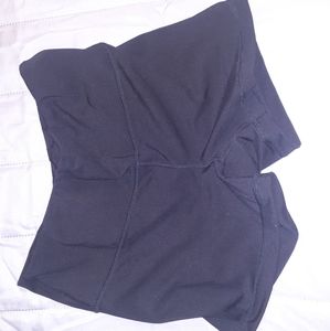NWOT Yogalicious spandex shorts